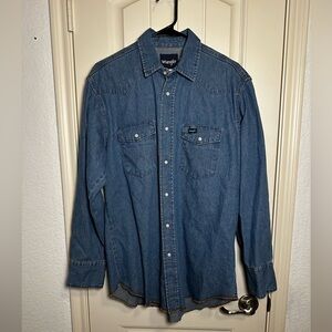 Vintage Wrangler Men’s Indigo Western Button-Up Denim Pearl Snap Shirt in Large